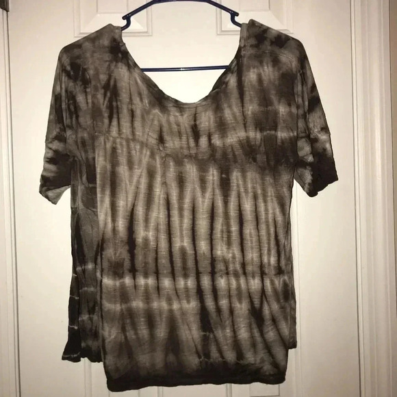 Forever 21 Tie Dye Top - Picture 3 of 3